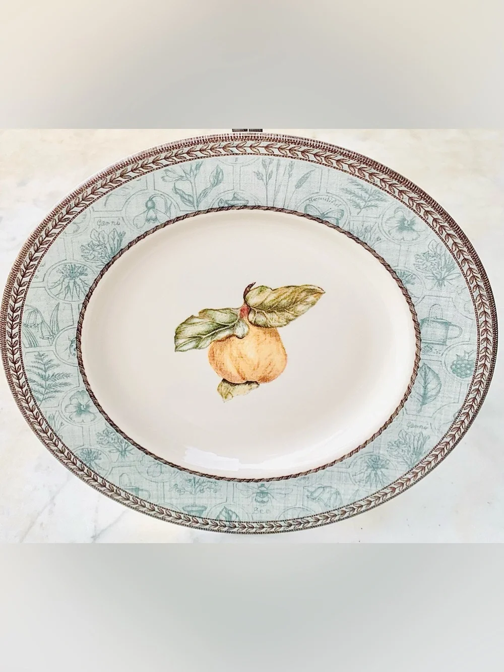 JOHNSON BROTHERS MANORWOOD LUNCHEON PLATE 9 INCH FRUIT FLOWERS ENGLAND VINTAGE